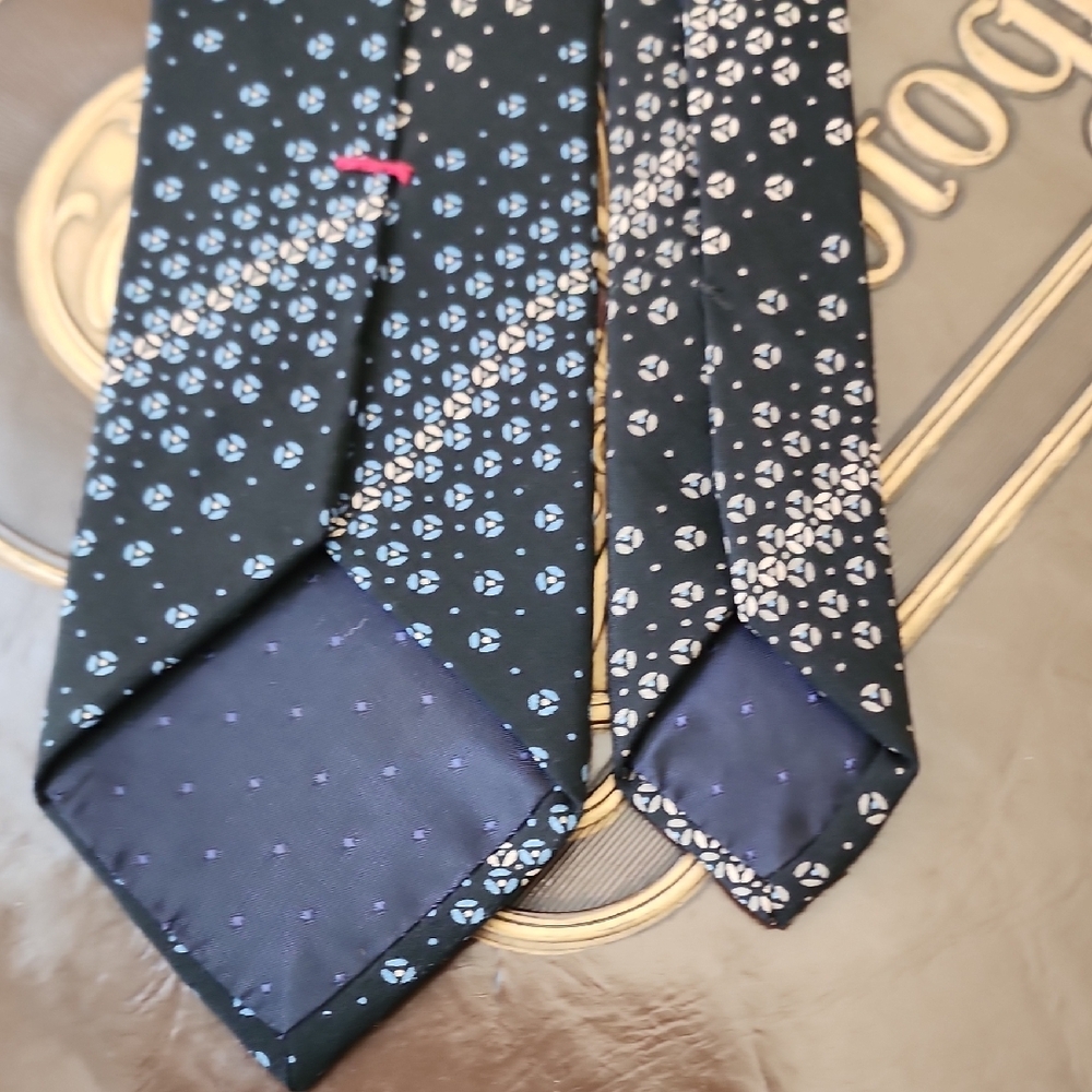 Balmain Black and Blue Silk Tie with Geometric Elegance - Picture 3 of 5